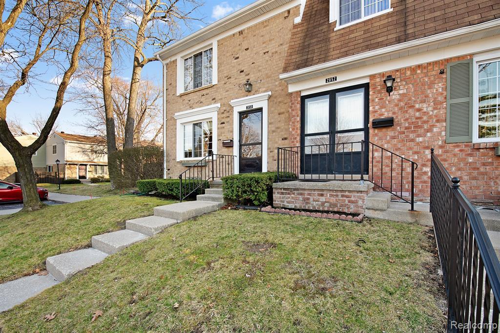 Primary Photo - 2050 Wickham St