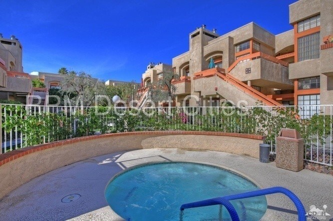 Building Photo - 2601 S Broadmoor Dr