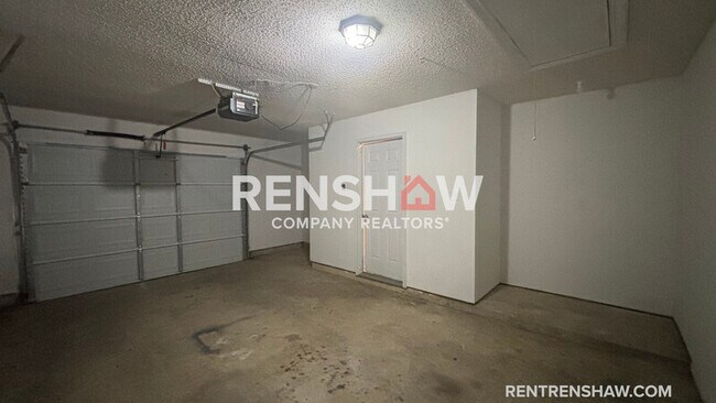 Foto del edificio - 2818 Laura Cir E