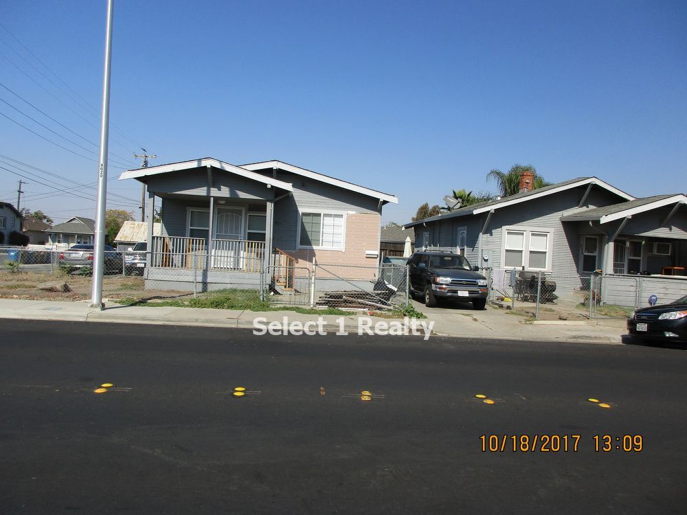 Foto principal - 3 bed 2 bath house Antioch - Select 1 Realty