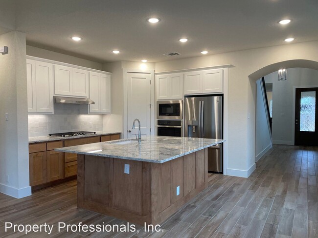Building Photo - 4 br, 3 bath House - 1052 Easy Gruene