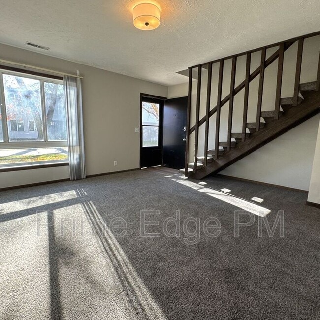 Foto del edificio - 6235 Holdrege St