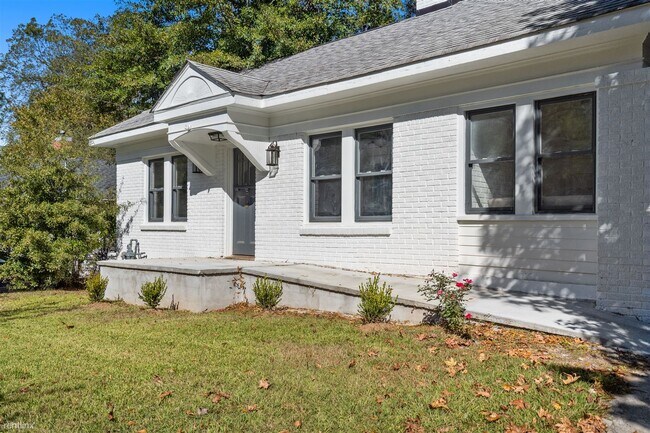 Building Photo - 2 br, 2 bath House - 1831 Thompson Avenue