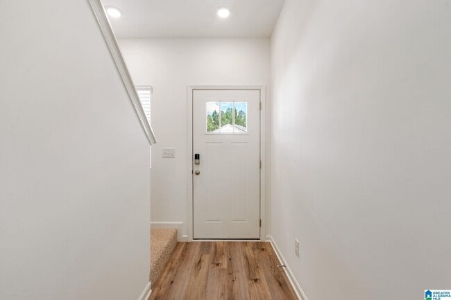 Building Photo - 2029 Eaton Pl