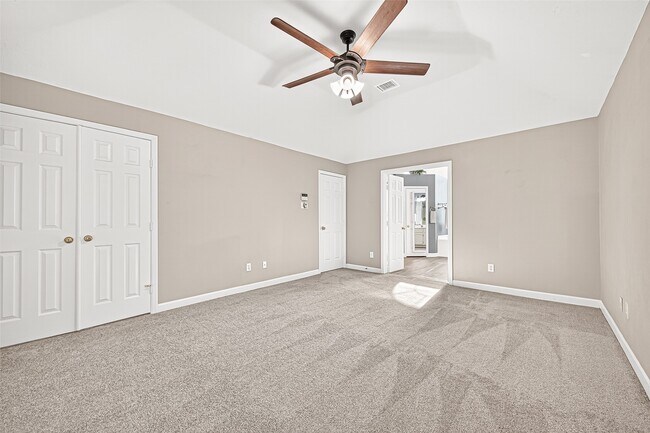 Building Photo - 14015 Wheatbridge Dr