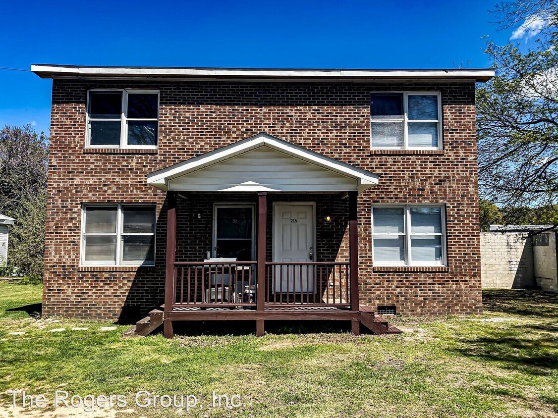 216218 Gary St, Henderson, NC 27536 Room for Rent in Henderson, NC