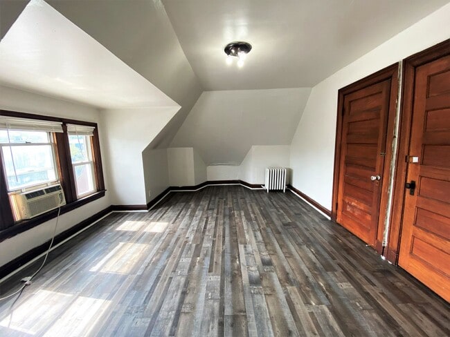 Building Photo - East Liberty - Apartments For Rent In Pitt...