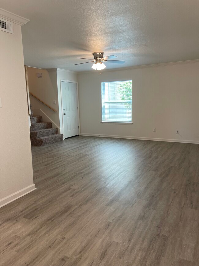 Foto del edificio - Pearl Street Townhomes