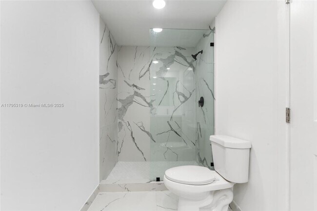 Foto del edificio - 14530 SW 261st St