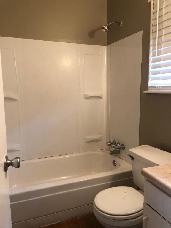 Building Photo - 4527 Tigerland