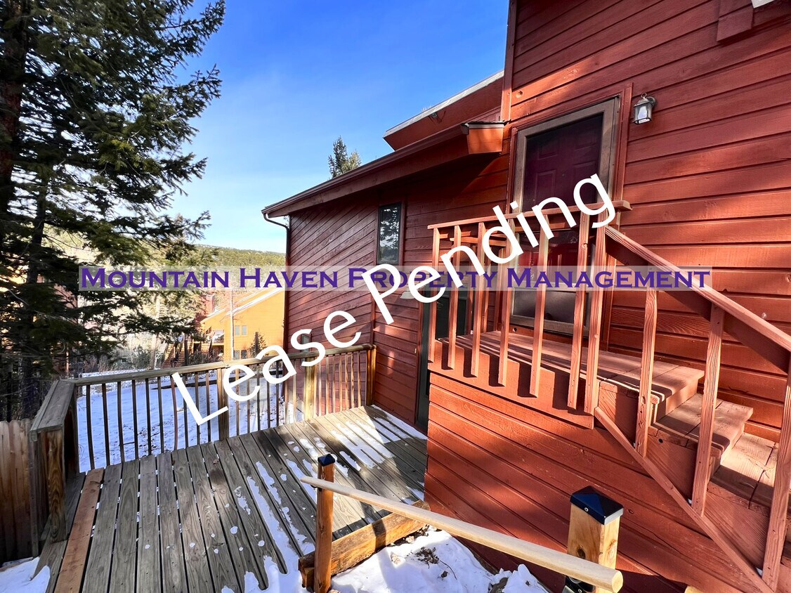 30677 Hilltop Dr, Evergreen, CO 80439 Townhome Rentals in Evergreen