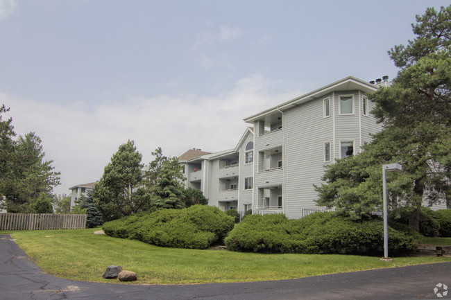 Building Photo - Harbour East Apartments