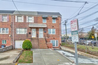 Building Photo - 79 Towers St