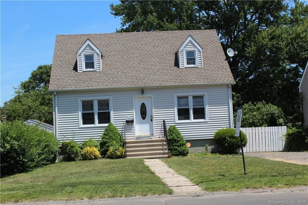 Primary Photo - 2018 Broadbridge Ave