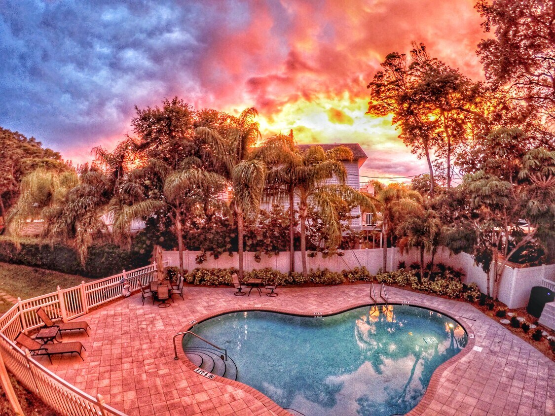 512 1st St, Indian Rocks Beach, FL 33785 Townhome Rentals in Indian