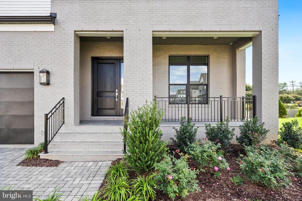 Foto principal - 841 N Manchester St