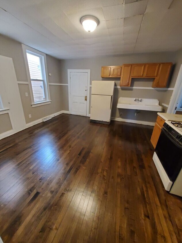Foto principal - 2327 S 15th St