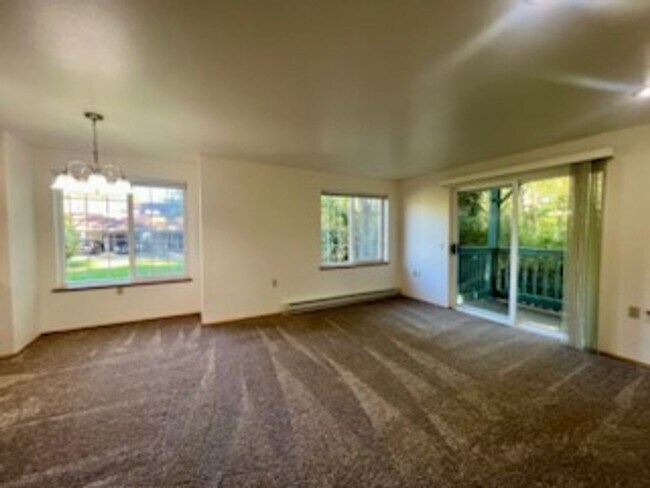 Foto del edificio - 1409 Bradley Ln