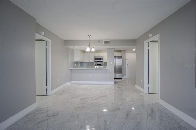 Building Photo - 2333 Feather Sound Dr