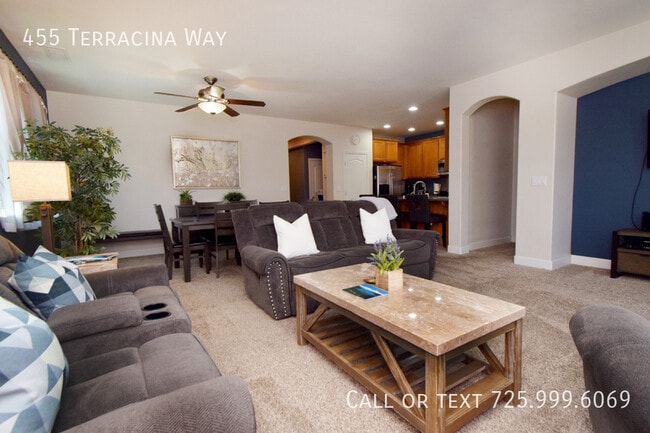 Building Photo - 455 Terracina Way