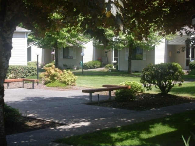 Foto del edificio - Willow Glen Senior Apartments