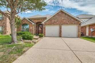 Building Photo - 2767 Waterway Dr