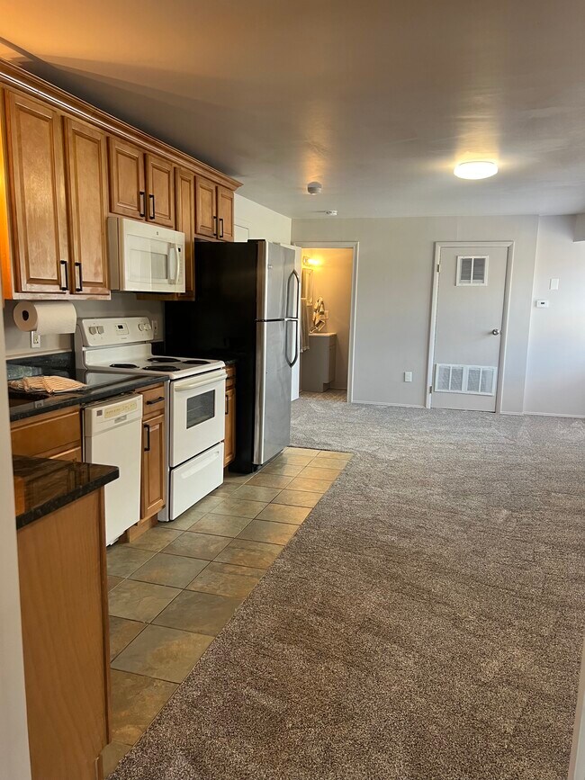 20 Main St Unit 1, Millbury, MA 01527 Apartments in Millbury, MA