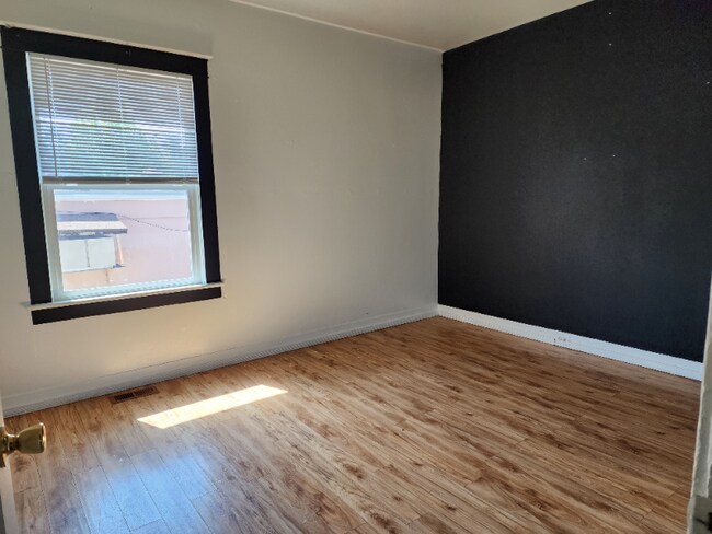 Foto del edificio - 1245 Waller St SE