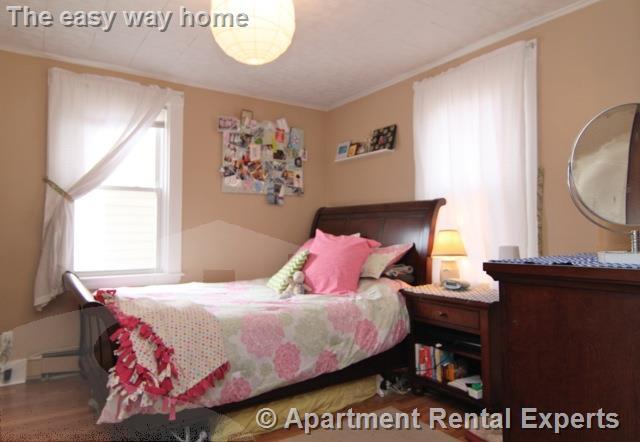 Building Photo - 273 Cardinal Medeiros Ave