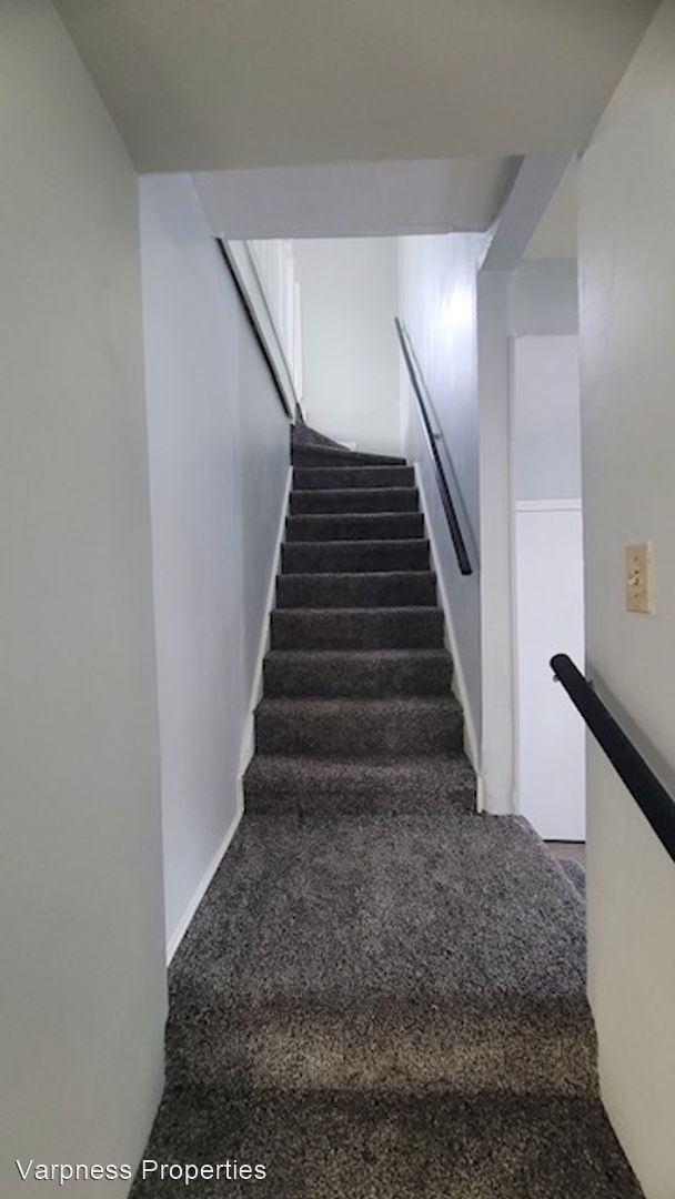 Building Photo - 4 br, 1 bath House - 3618 Aldrich Ave N