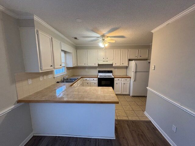 Building Photo - 3830 Sterling Pointe Dr