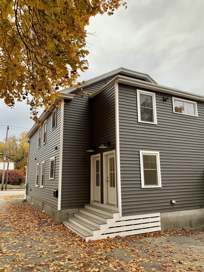Back - 331 Elm St