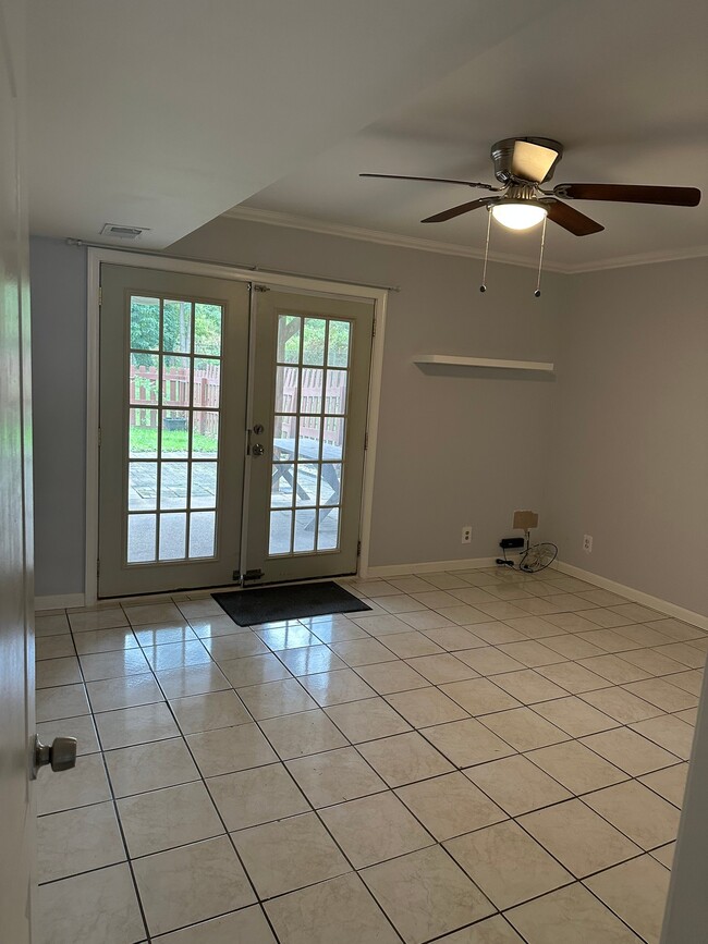 Photo - 145 Sutcliffe Ln (Conshohocken, PA) Townhome