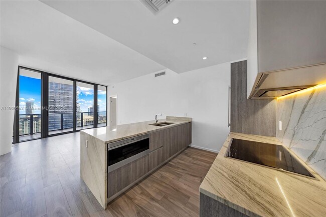 Foto del edificio - 801 S Miami Ave