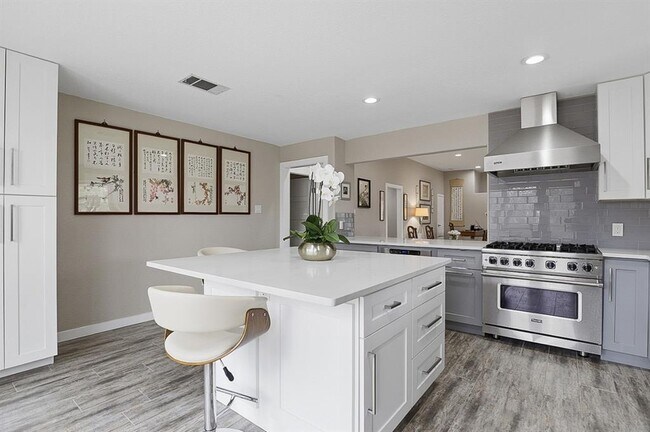 Foto del edificio - 445 Rocky River Rd