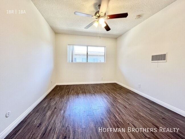 Foto del edificio - 140 N Hoover St