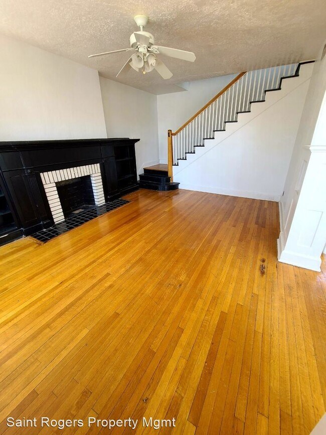 Building Photo - 2 br, 1 bath Apartment - 2701 Montana