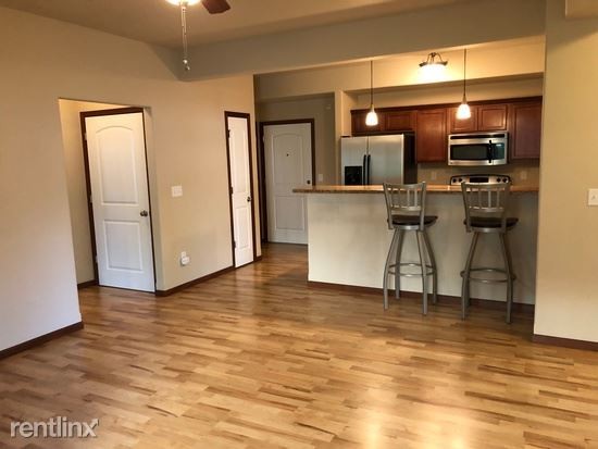 2 br, 2 bath - 1876 W Benton St Unit 101 - 2 br, 2 bath  - 1876 W Benton St Unit 101