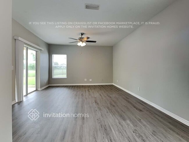 Building Photo - 10504 Lakeside Vista Dr