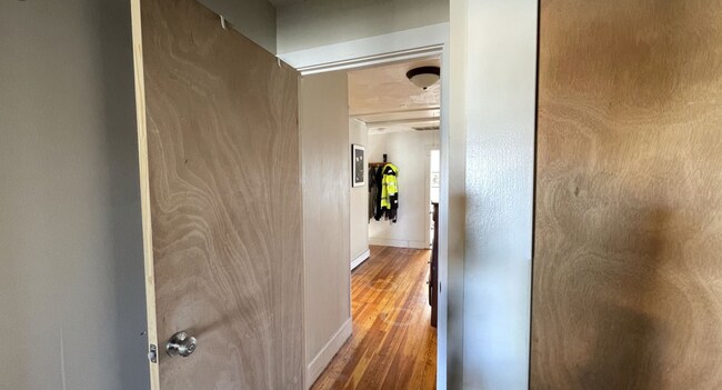 Foto del edificio - 14 Dow St