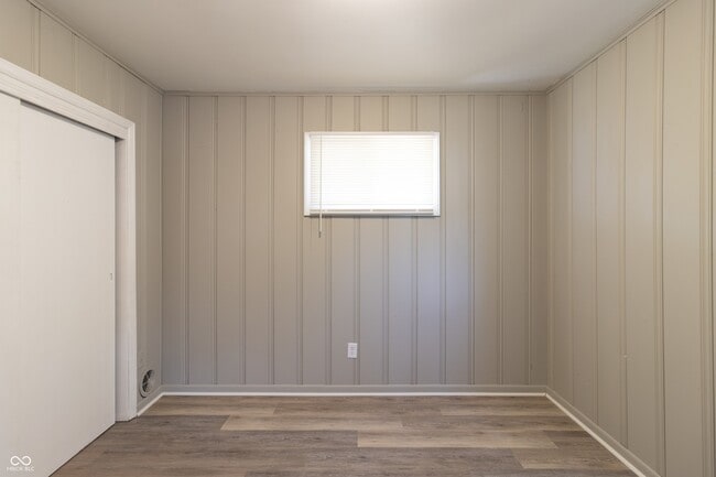 Building Photo - 1104 N Somerset Ave