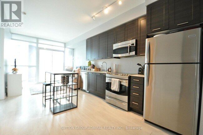 Photo du bâtiment - 169 Fort York Blvd