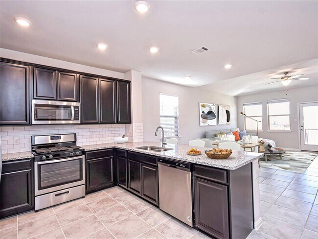 Foto del edificio - 13602 Rosebud Isle Dr
