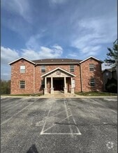 Building Photo - 2901 Vinyards Pkwy