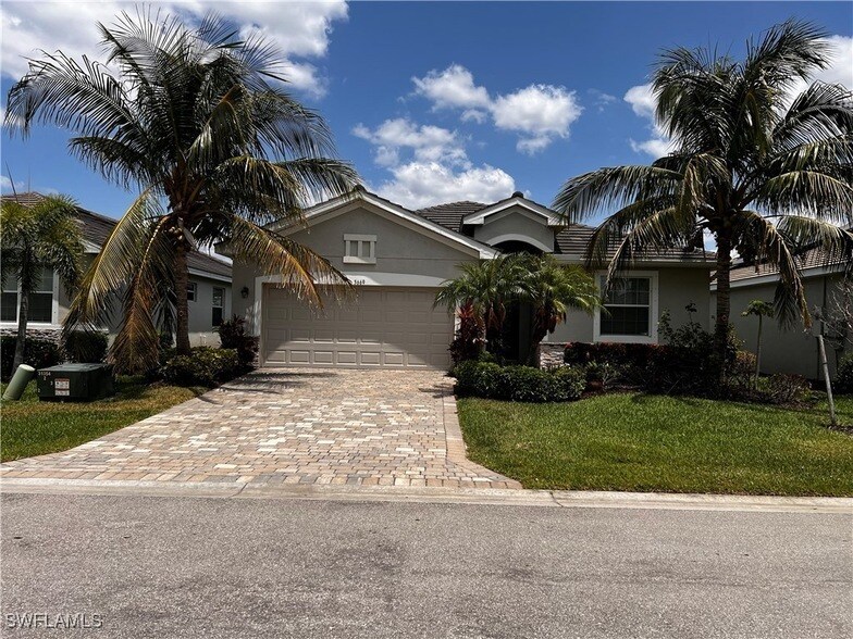 Foto principal - 3669 Crimson Ln