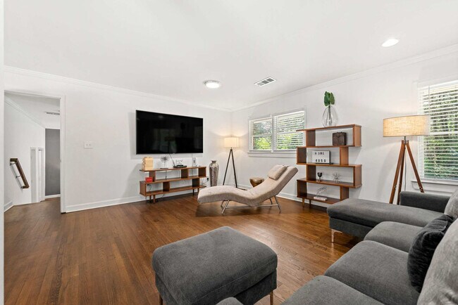 Foto del edificio - 4050 Washington Rd