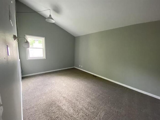 Building Photo - 4704 El Monte Street, Roeland Park, KS, 66205