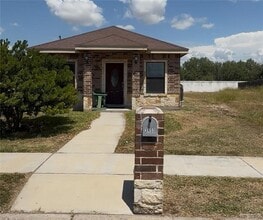 Building Photo - 3453 Navigator Dr