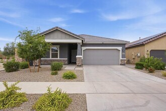 Building Photo - 16664 W Christy Dr