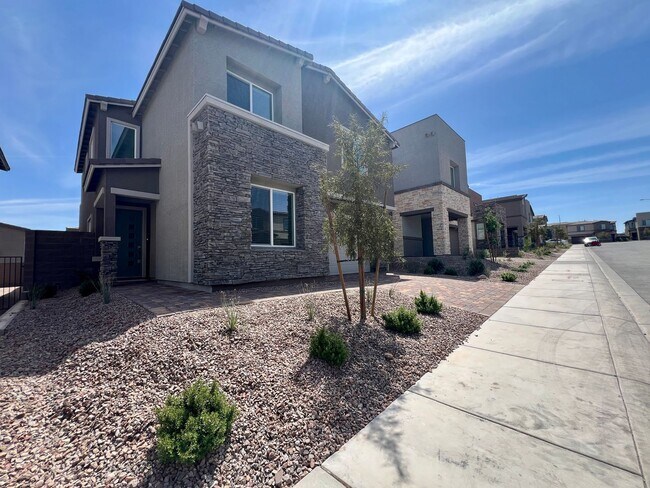 Foto del edificio - Stunning New 4-Bedroom Home with Loft & So...